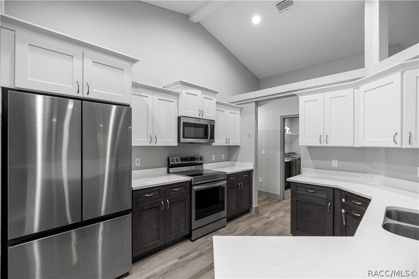 Welcome to luxury waterfront living on the infamous Rainbow - photo 21