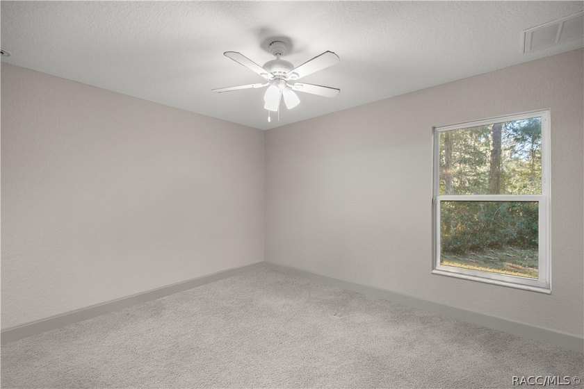 Welcome to luxury waterfront living on the infamous Rainbow - photo 23