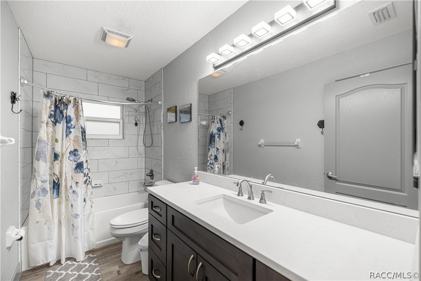 Welcome to luxury waterfront living on the infamous Rainbow - photo 24