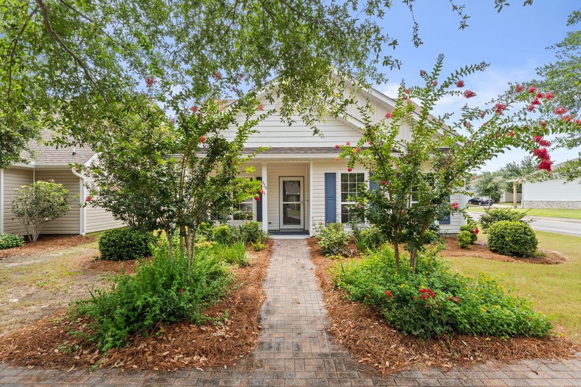 What a buy! Affordably priced to sell. This home has so much to - photo 31