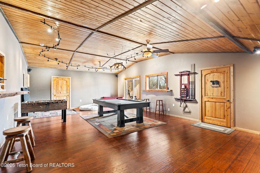 Located in the town of Dubois, this versatile live/work property - photo 45