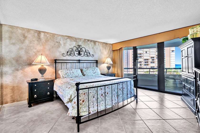 Coastal Charm Meets Everyday Comfort - 1BR Beachside Condo! - photo 14