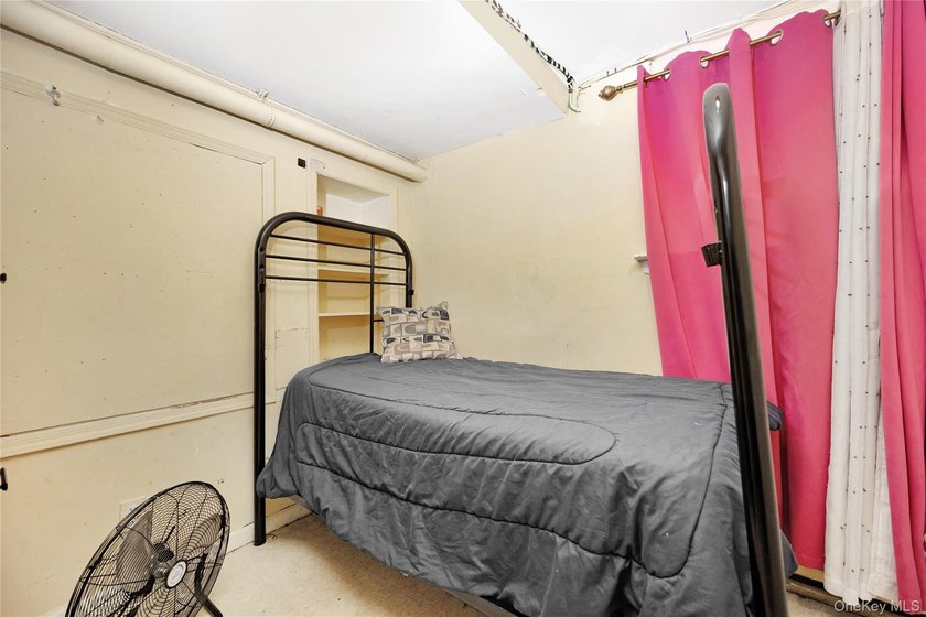 Accepted Offer 12/14. Semi-attached single family house in - photo 28