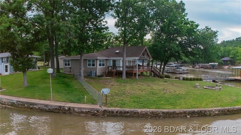 Lakefront living at its finest in this stunning waterfront ranch - photo 49