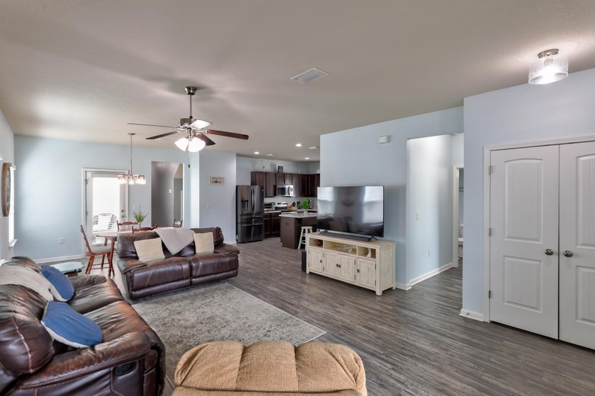 Welcome to this beautiful 4-bedroom, 3-bath home located in the - photo 12