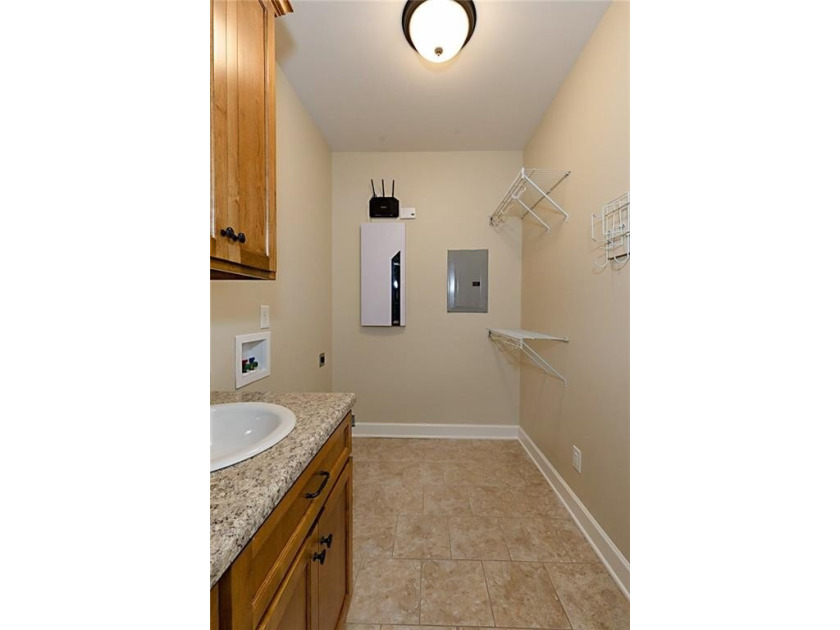 Welcome to 3315 Double Eagle Lane, where low-maintenance living - photo 21