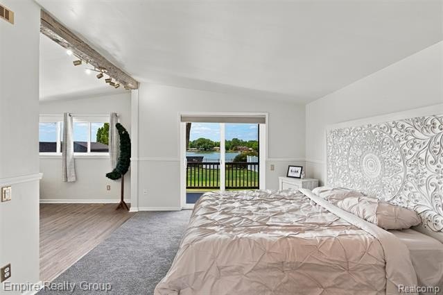 Stunning Luxury Lakefront Home on Belleville Lake Experience the - photo 22
