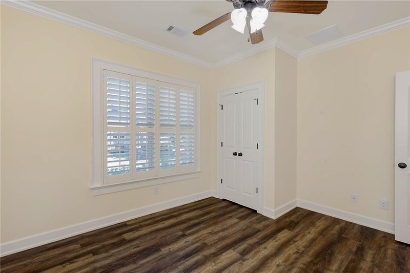 Welcome to 3315 Double Eagle Lane, where low-maintenance living - photo 24