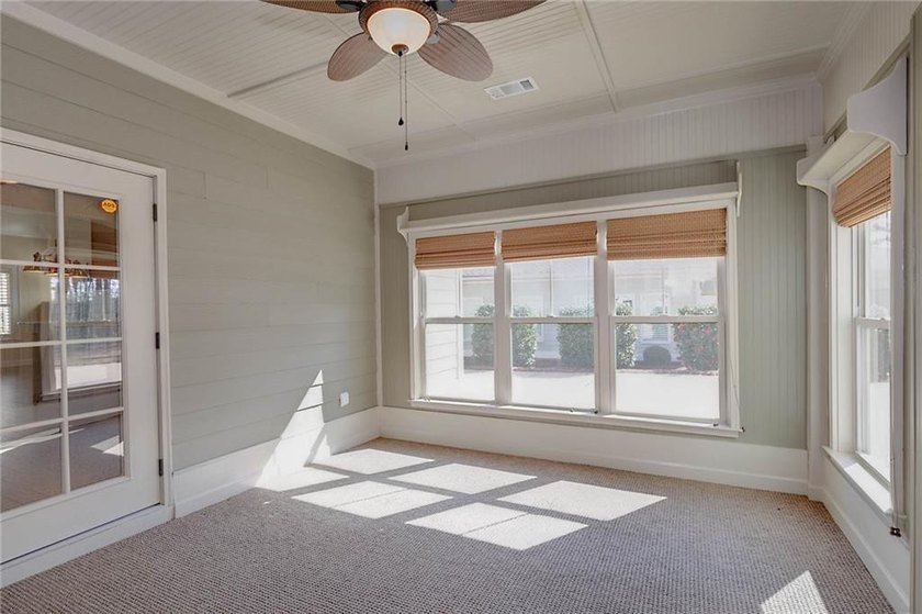 Welcome to 3315 Double Eagle Lane, where low-maintenance living - photo 30