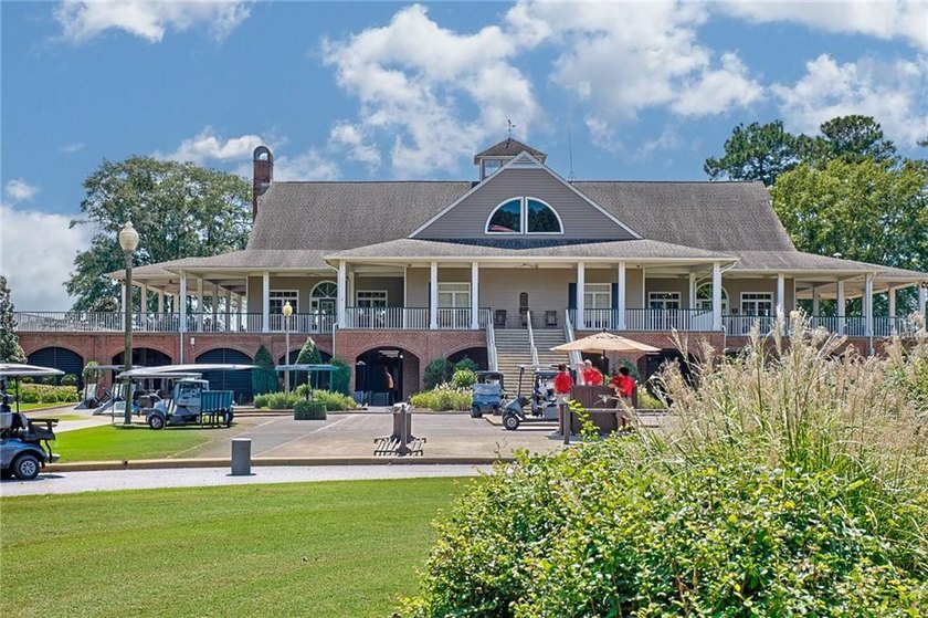Welcome to 3315 Double Eagle Lane, where low-maintenance living - photo 48