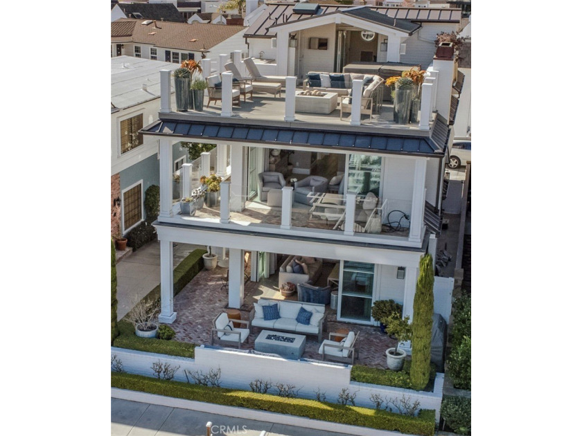 Experience the Best Vacation Rental on Balboa Island - Available - photo 3