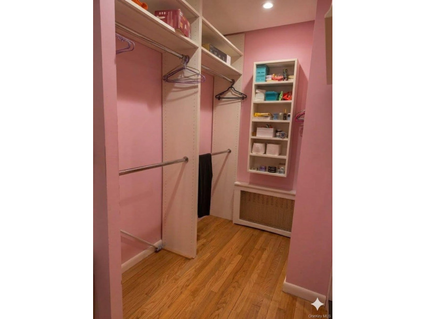Welcome to this move-in-ready house. Filled with natural - photo 13