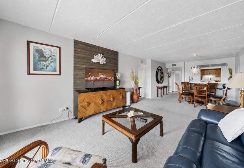 Introducing a move in ready condo... in the heart of Melbourne - photo 10
