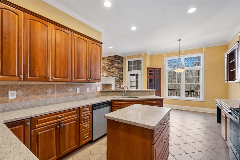 This charming Craftsman-style home in the highly sought-after - photo 15