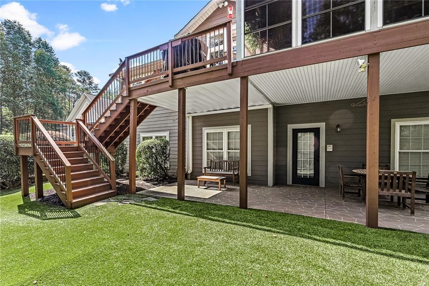 This charming Craftsman-style home in the highly sought-after - photo 32