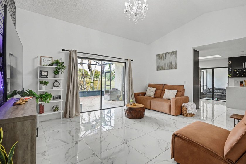 Welcome to this beautiful 3-bedroom, 2-bath residence located in - photo 8
