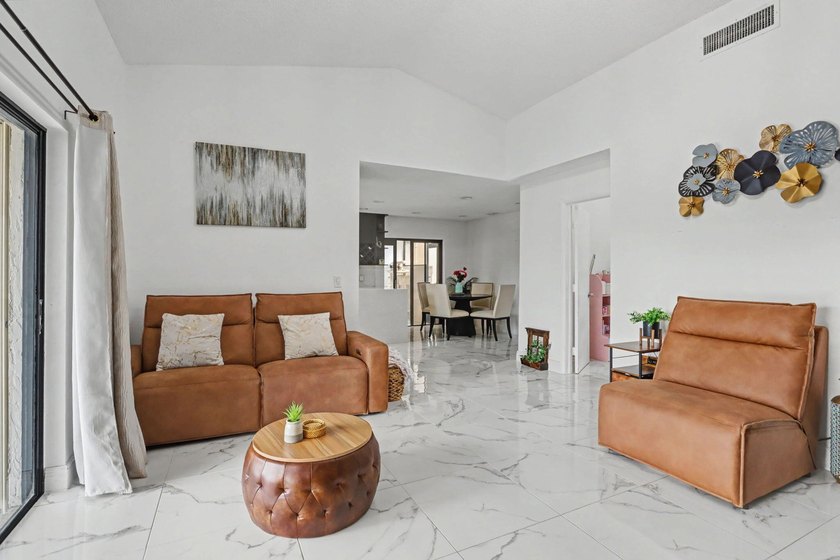Welcome to this beautiful 3-bedroom, 2-bath residence located in - photo 9