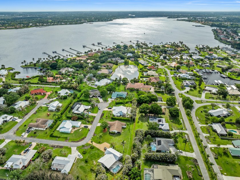 Welcome to the desirable Beau Rivage Estates community of Stuart - photo 12