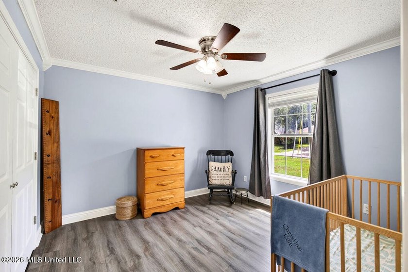 Welcome HOME! This well-maintained 3-bedroom, 2-bath home offers - photo 21