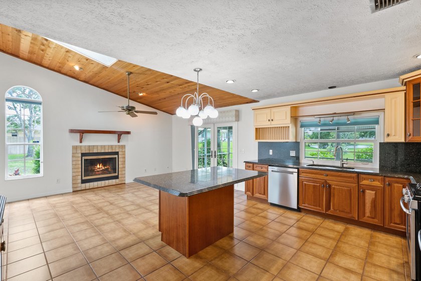 Welcome to the desirable Beau Rivage Estates community of Stuart - photo 21