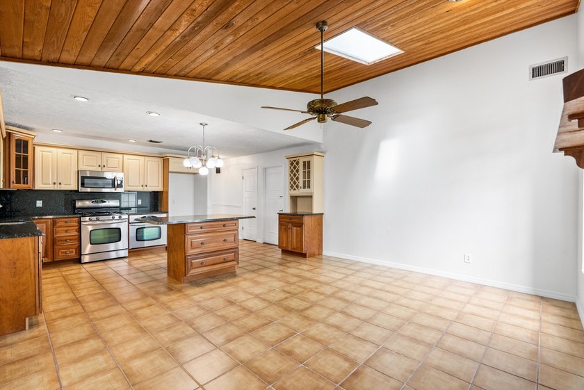 Welcome to the desirable Beau Rivage Estates community of Stuart - photo 23