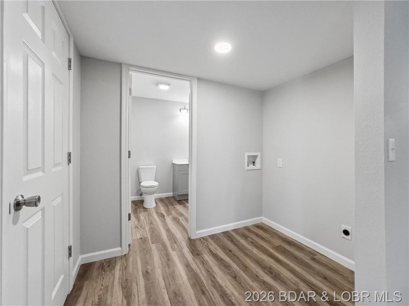 Completely rebuilt from the ground up, 5-bed, 3-bath home in - photo 34