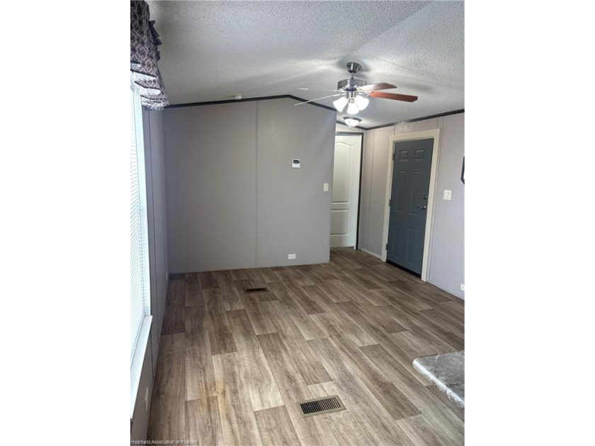 Welcome to easy Florida living! This 2023, 2-bedroom, 1-bath - photo 13
