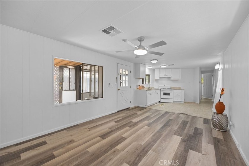 ** Recently Updated Spacious ** 2 bedroom, 2 bath Home is - photo 24