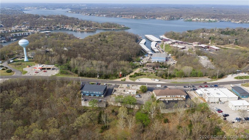 Prime Commercial Opportunity! This exceptional commercial lot is - photo 15