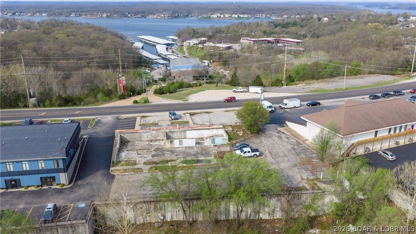 Prime Commercial Opportunity! This exceptional commercial lot is - photo 19