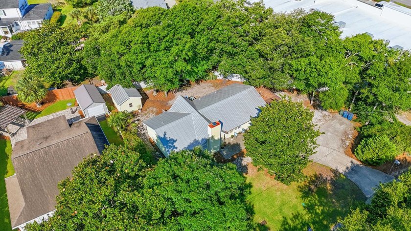 **Rare Coastal Retreat in The Avenues | 411 Sunset Trail | - photo 30