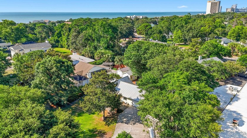 **Rare Coastal Retreat in The Avenues | 411 Sunset Trail | - photo 33