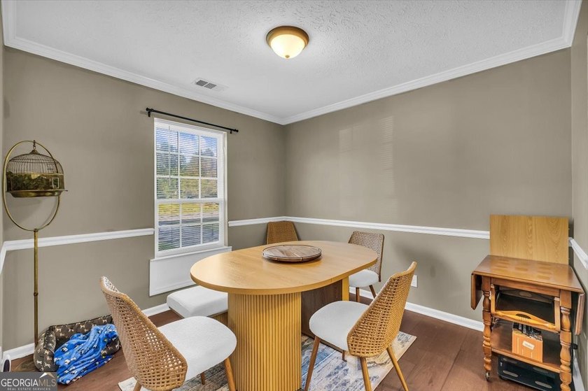 Welcome home to this charming 3-bedroom, 2-bath home in the - photo 10