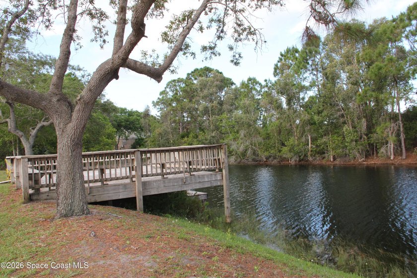 Welcome to this just repainted, impeccably maintained - photo 42