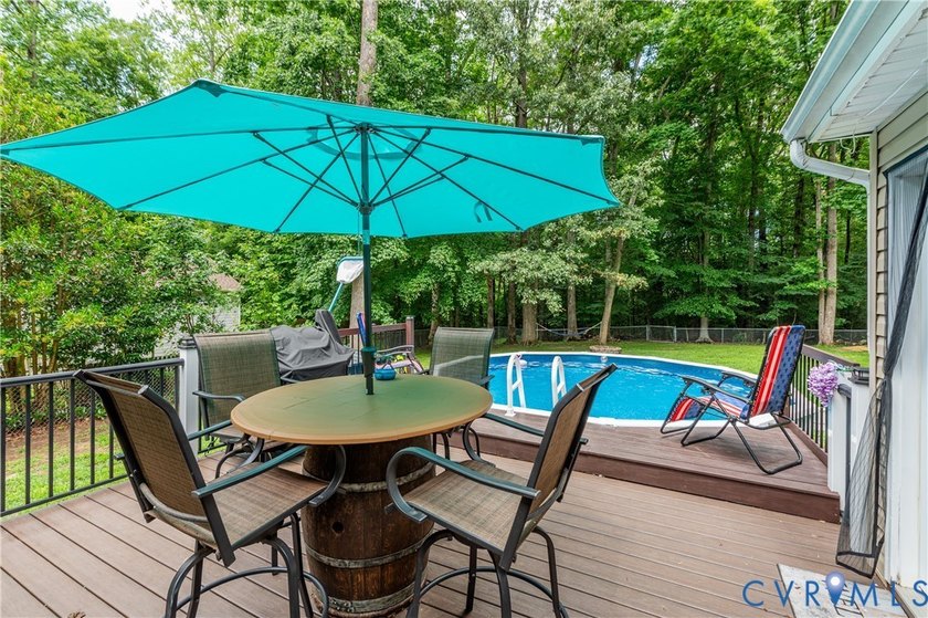 Welcome to 6717 Mill Lane in the desirable Fox Mill - photo 33