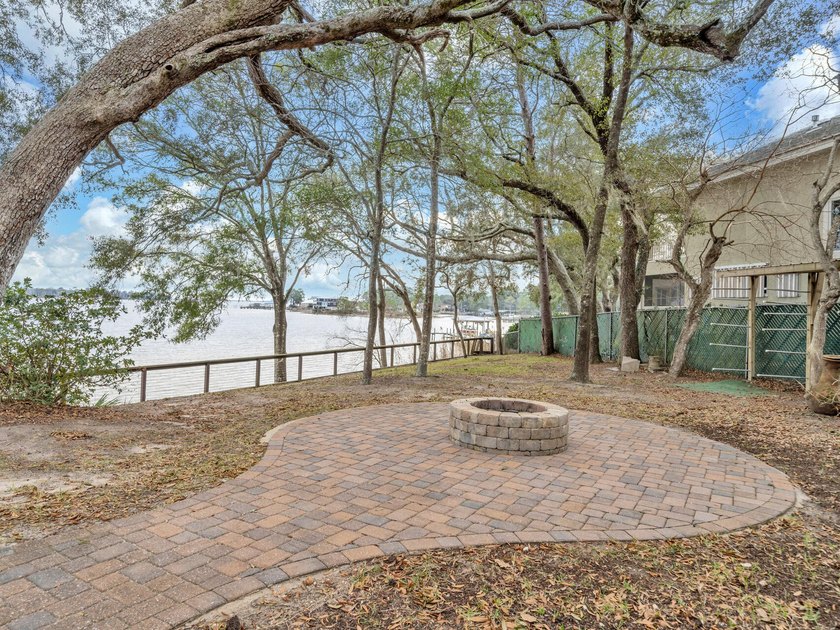CAREFREE waterfront living on a protected deep-water lot with - photo 45