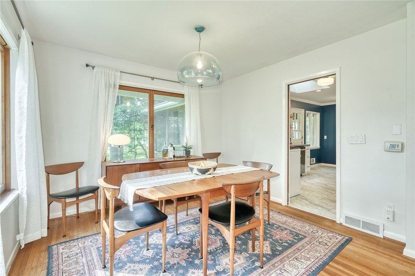 Welcome home to this beautifully updated 4-bedroom, 2-bath - photo 12
