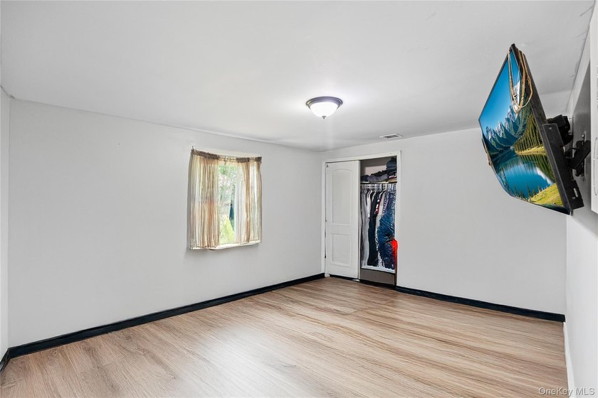 Welcome to this beautifully designed 4-bedroom, 3-bath expanded - photo 19
