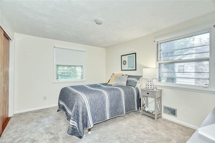 Welcome home to this beautifully updated 4-bedroom, 2-bath - photo 25