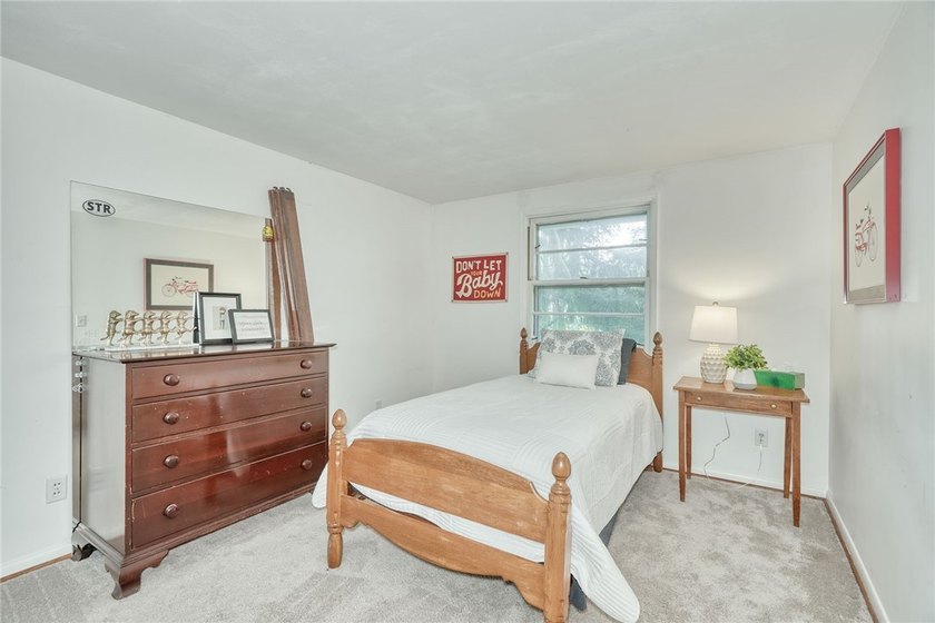 Welcome home to this beautifully updated 4-bedroom, 2-bath - photo 30
