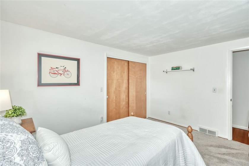Welcome home to this beautifully updated 4-bedroom, 2-bath - photo 31