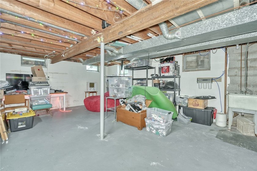 Welcome home to this beautifully updated 4-bedroom, 2-bath - photo 39