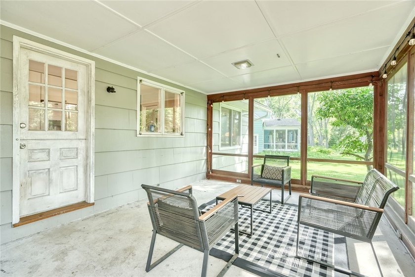 Welcome home to this beautifully updated 4-bedroom, 2-bath - photo 40