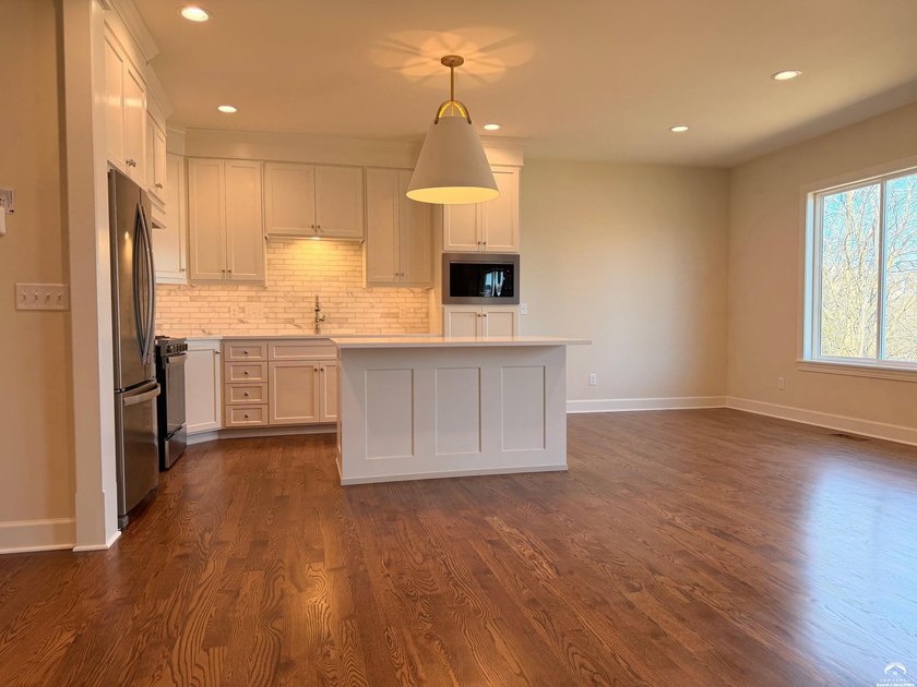 Tucked into a corner in the latest Beth's Ranch development - photo 7