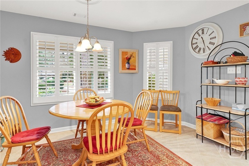Professionally and tastefully renovated, this light-filled &amp; - photo 18