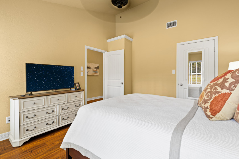 Price Improvement!
SU 5 Lake Cherokee - photo 14