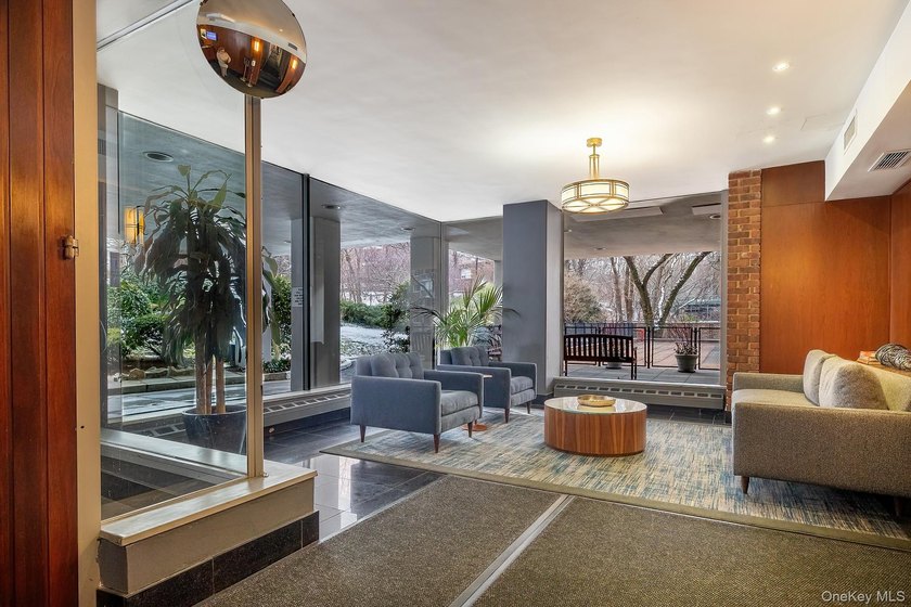 Wall of Windows in This Special One-Bedroom Beauty Bright and - photo 30