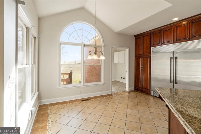 FABULOUS VIEWS, LOCATION, AND TRADITION In OCONEE this Ideally - photo 12