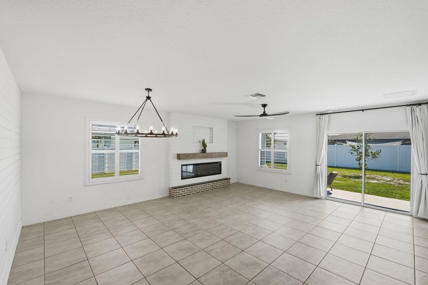 4 BEDROOMS | 3 BATHROOMS | PRIVATE GUEST APARTMENT | NO HOA | - photo 13