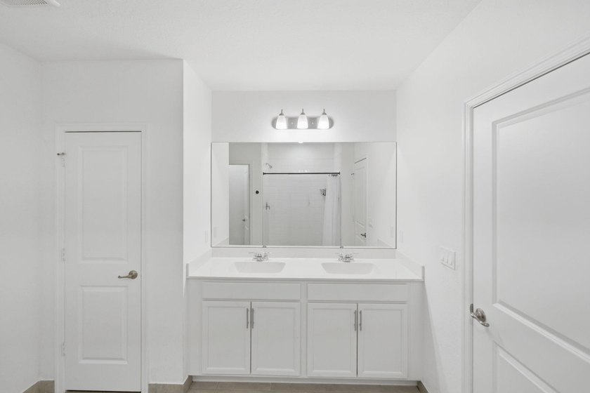 4 BEDROOMS | 3 BATHROOMS | PRIVATE GUEST APARTMENT | NO HOA | - photo 24